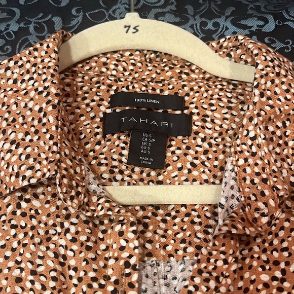 TAHARI Women’s Rust and White Patterned Linen Shirt, size small - Picture 5 of 9